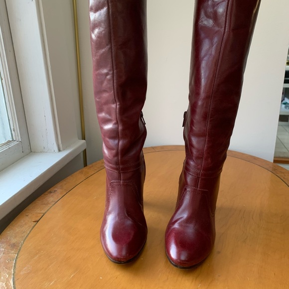 Arturo Chiang Shoes - Arturo Chiang “Nadalha” Leather Knee High Boot